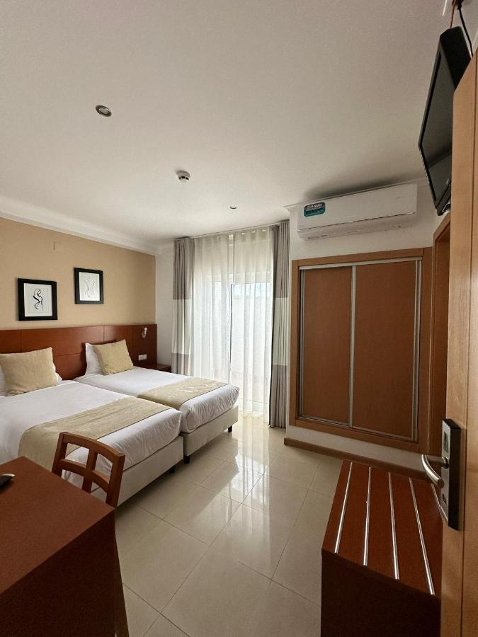 Be One Hotel Caldas Da Rainha - By Mhmb Hospitality Bagian luar foto