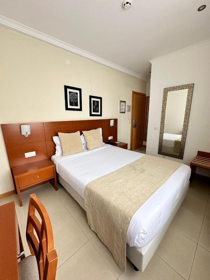 Be One Hotel Caldas Da Rainha - By Mhmb Hospitality Bagian luar foto