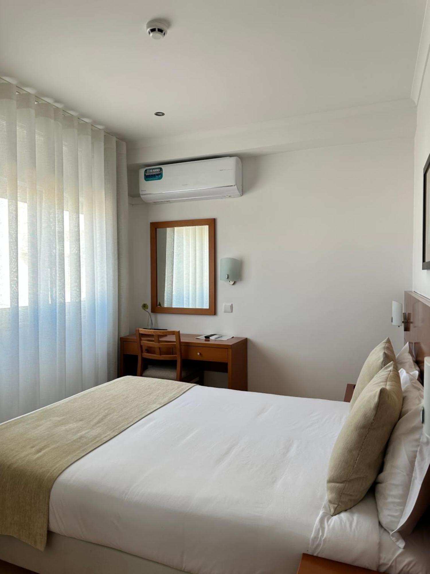 Be One Hotel Caldas Da Rainha - By Mhmb Hospitality Bagian luar foto