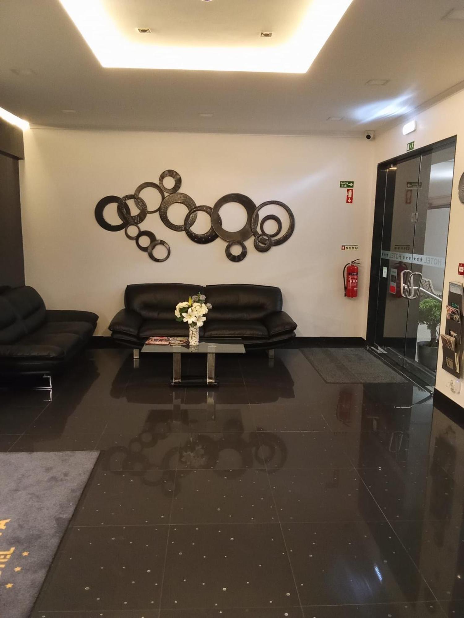 Be One Hotel Caldas Da Rainha - By Mhmb Hospitality Bagian luar foto