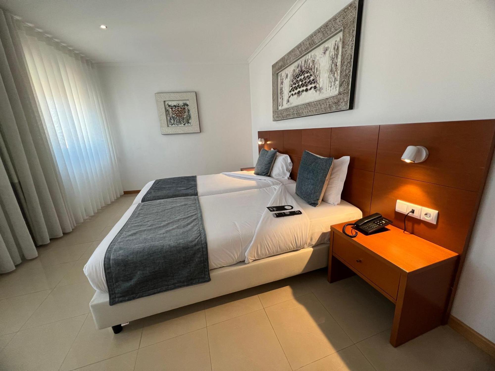 Be One Hotel Caldas Da Rainha - By Mhmb Hospitality Ruang foto