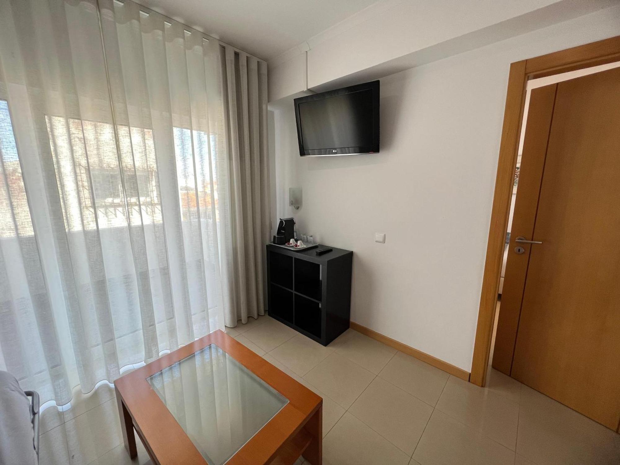 Be One Hotel Caldas Da Rainha - By Mhmb Hospitality Ruang foto