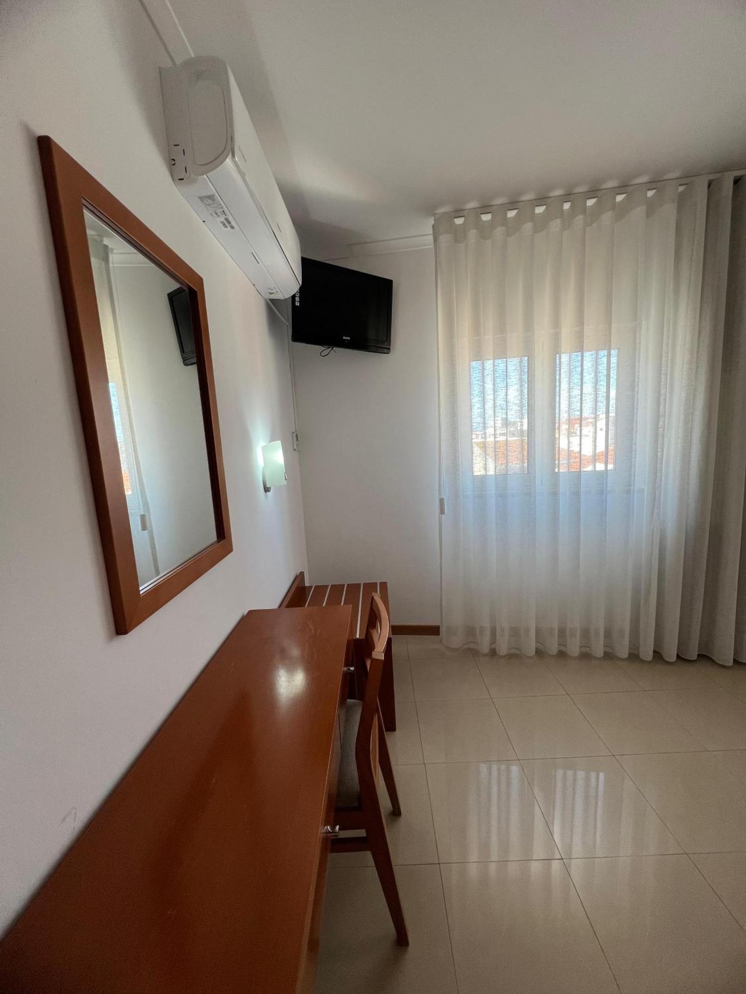 Be One Hotel Caldas Da Rainha - By Mhmb Hospitality Ruang foto